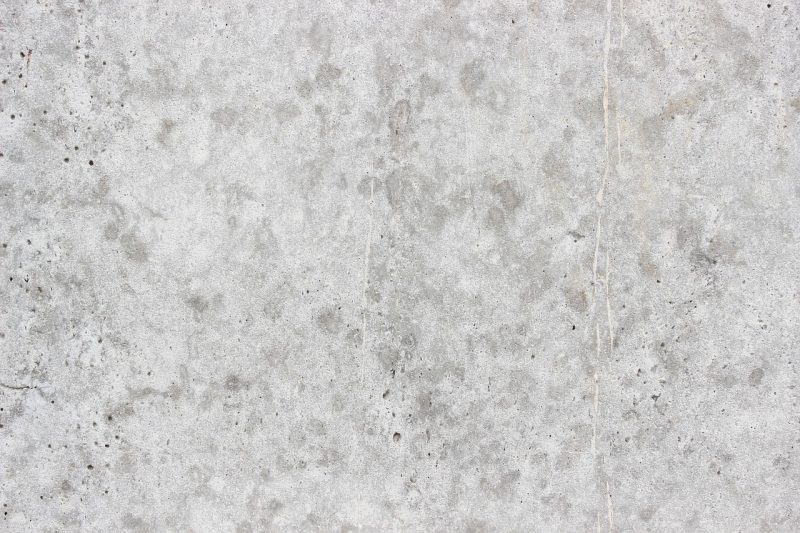 Gotowy beton w workach – wygodne i skuteczne rozwiązanie budowlane